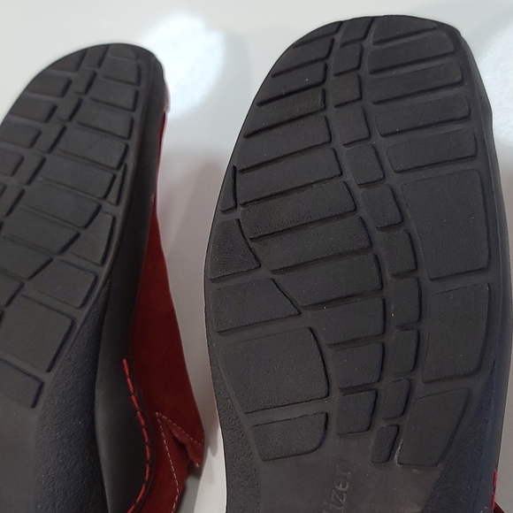 Naturalizer red clogs / mules - Picture 8 of 9